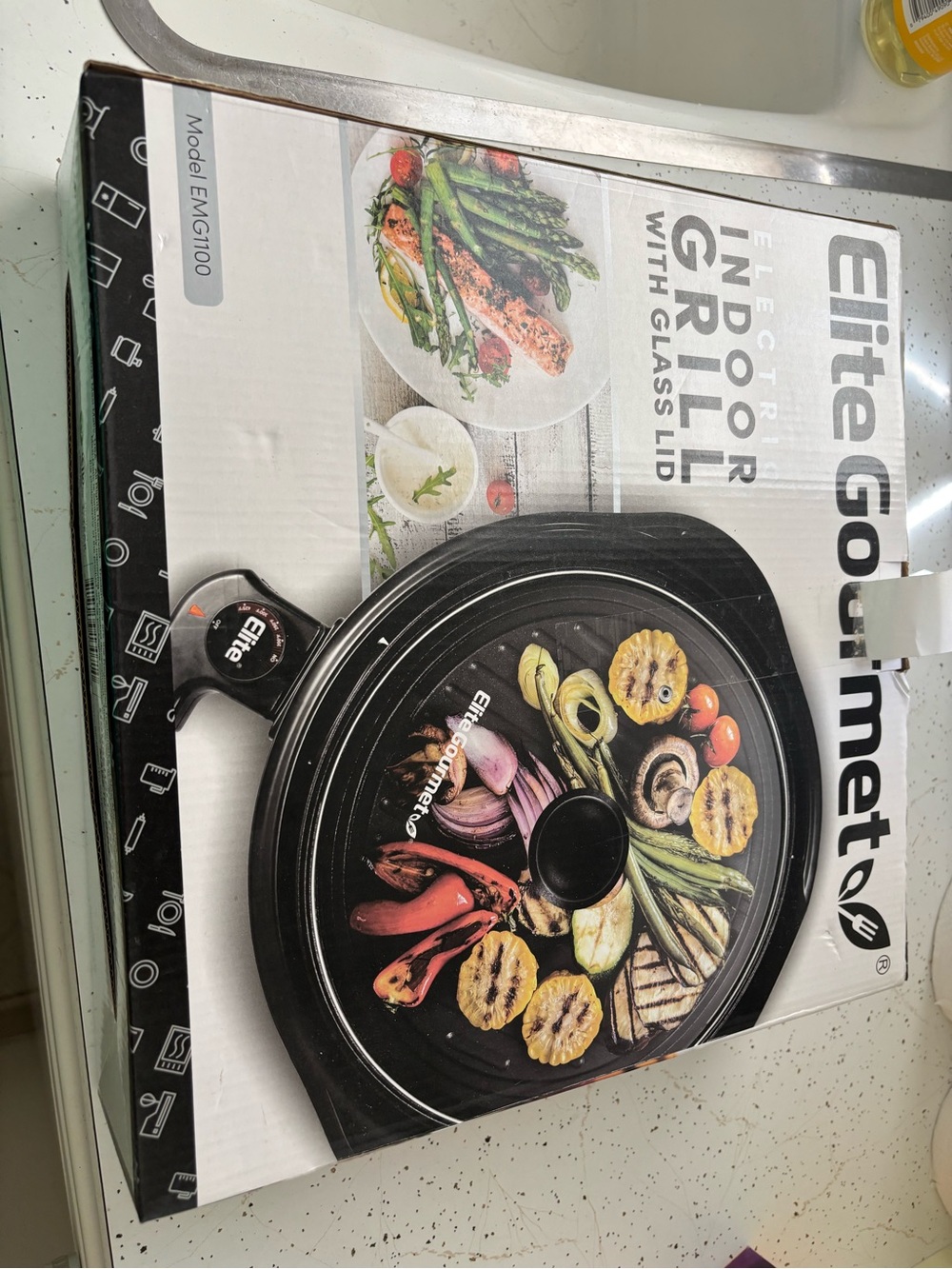 Elite Gourmet Electric Indoor Grill with Glass Lid - Black